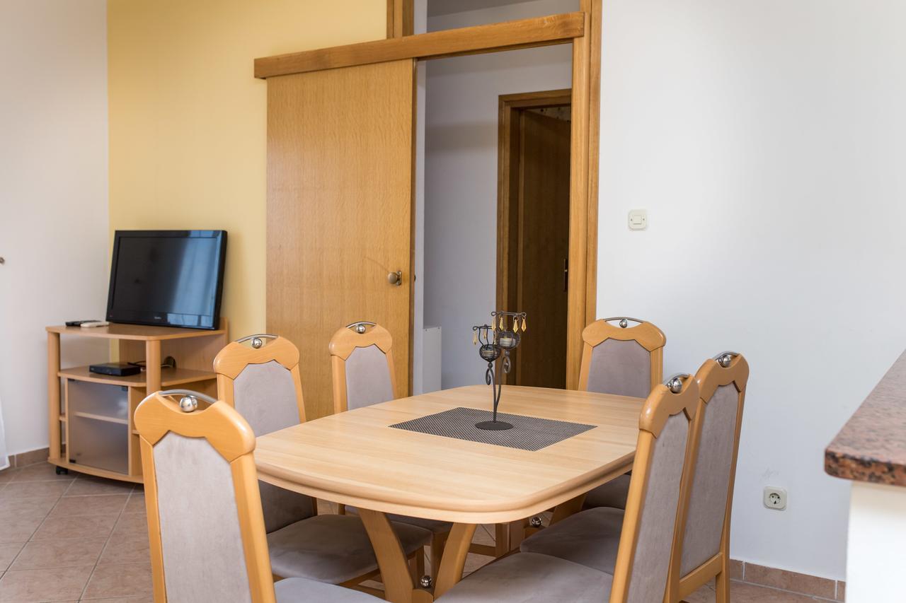 Apartment Clear Sky Baška Voda Eksteriør bilde